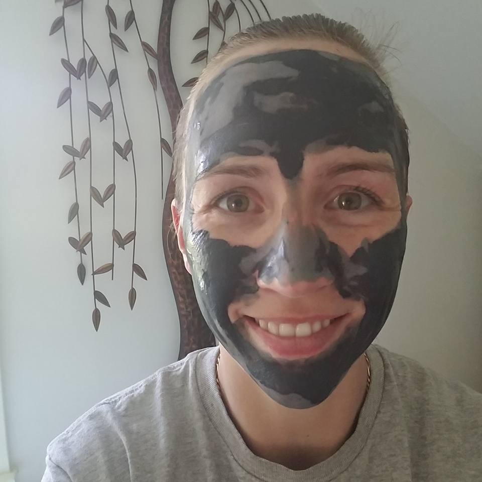 Better Beauty Vermont Beautycounter Charcoal Mask